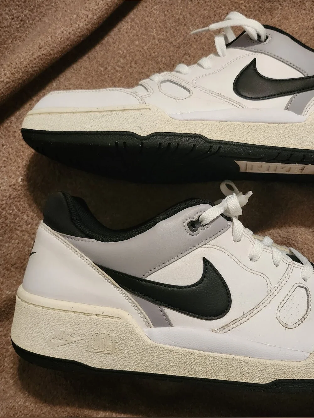Nike White, Black and Gray Men's Low-Top Sneakers